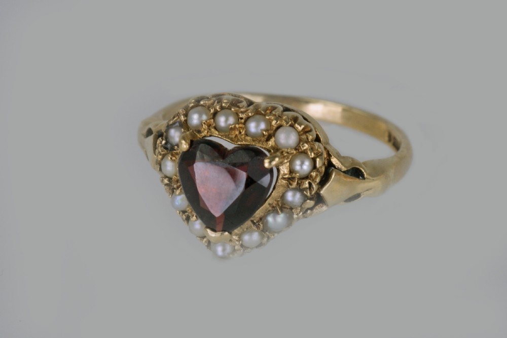 Vintage Garnet & Pearl 9ct Gold Cluster Victorian Style Heart Ring Hallmarked London 1960 View VI