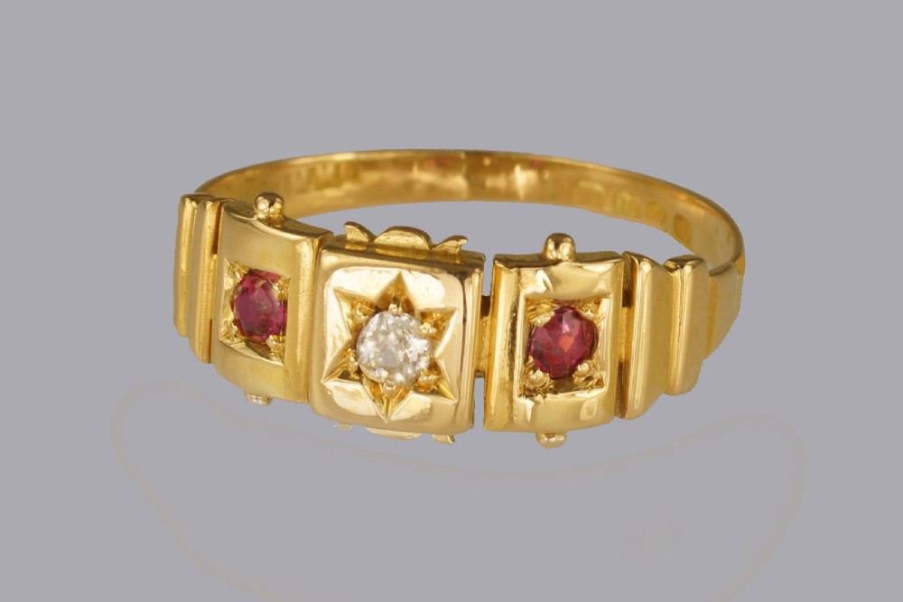 Victorian 18ct Gold Diamond & Ruby Antique Etruscan Ring Hallmarked London 1897 View V