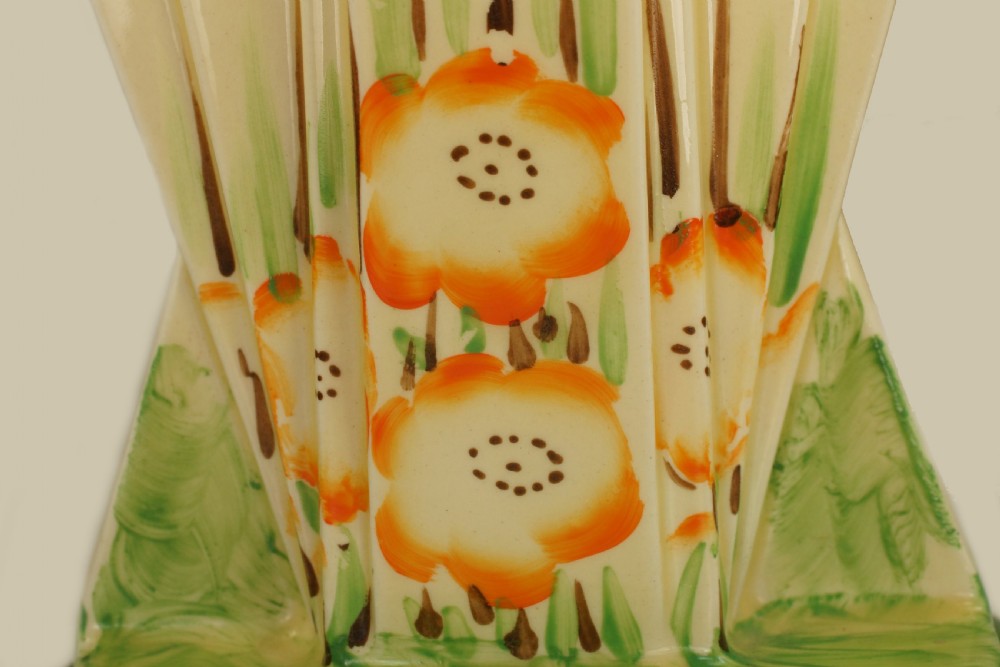 Myott Son & Co Art Deco Pyramid Vase Rare Hand Painted Poppy Design Fan Vase View X