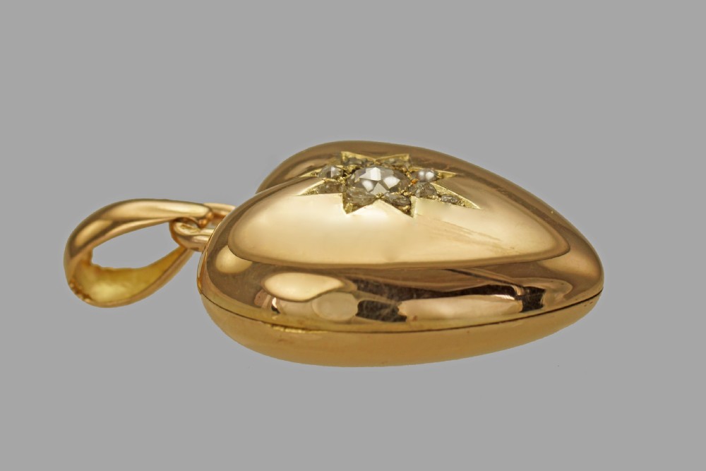Victorian 15ct Gold Rose cut Diamond Heart Locket Antique Photo Pendant ca 1890 View VI