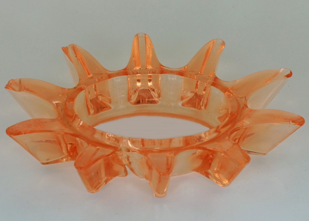 Walther & Sohne Art Deco Nudes Windsor Two Ladies Pink Glass Vase With Frog 8