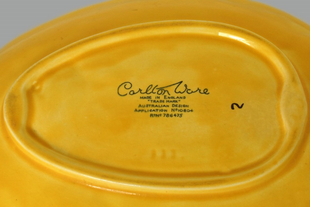 Carlton Ware Large Anemone Pierced Handle Dish 10