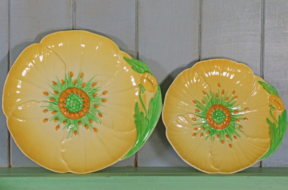 Two Carlton Ware Yellow Buttercup Dishes Large 9
