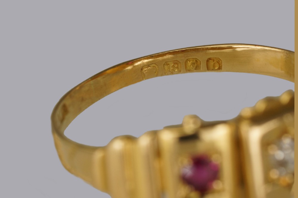 Victorian 18ct Gold Diamond & Ruby Antique Etruscan Ring Hallmarked London 1897  View IX