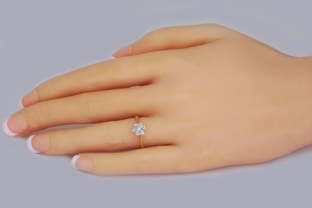 Edwardian 18ct Gold & Plat Diamond Antique Cluster Ring Vintage Daisy Ring circa 1910 View X