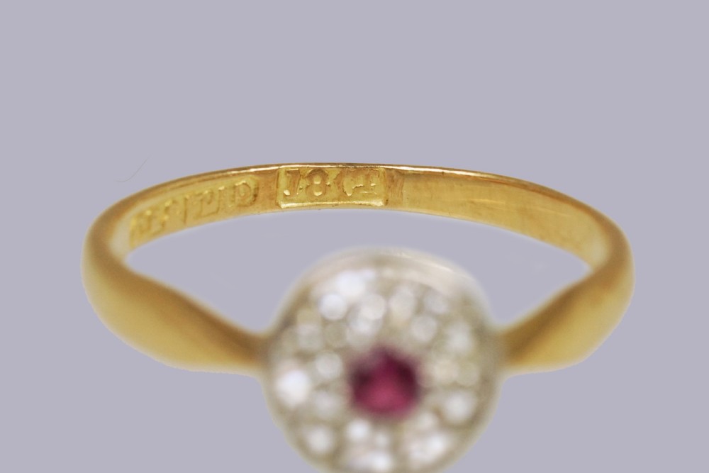 Art Deco Ruby & Diamond Cluster Ring Vintage 18ct Gold 1920's Antique Daisy Ring View XI