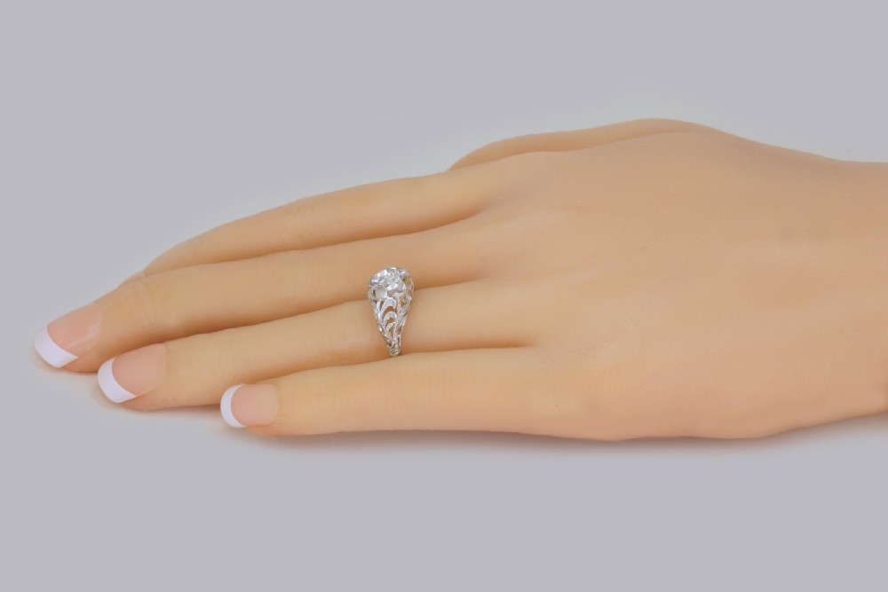 Antique 1.0ct Old Brilliant Cut Solitaire Diamond Platinum Engagement Ring c1915 View III