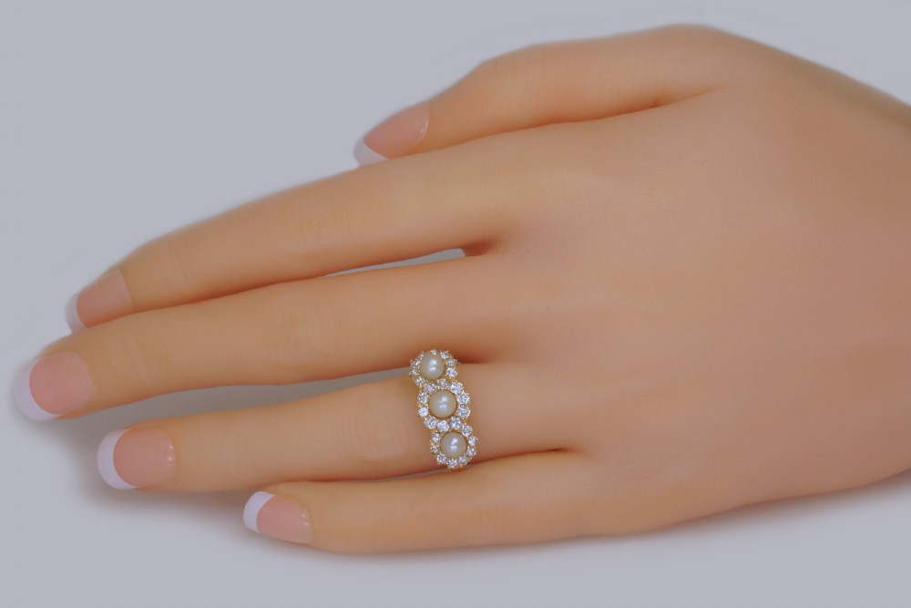 Antique Pearl & Old Cut Diamond 18ct Gold Edwardan/Art Deco Triple Cluster Ring View II