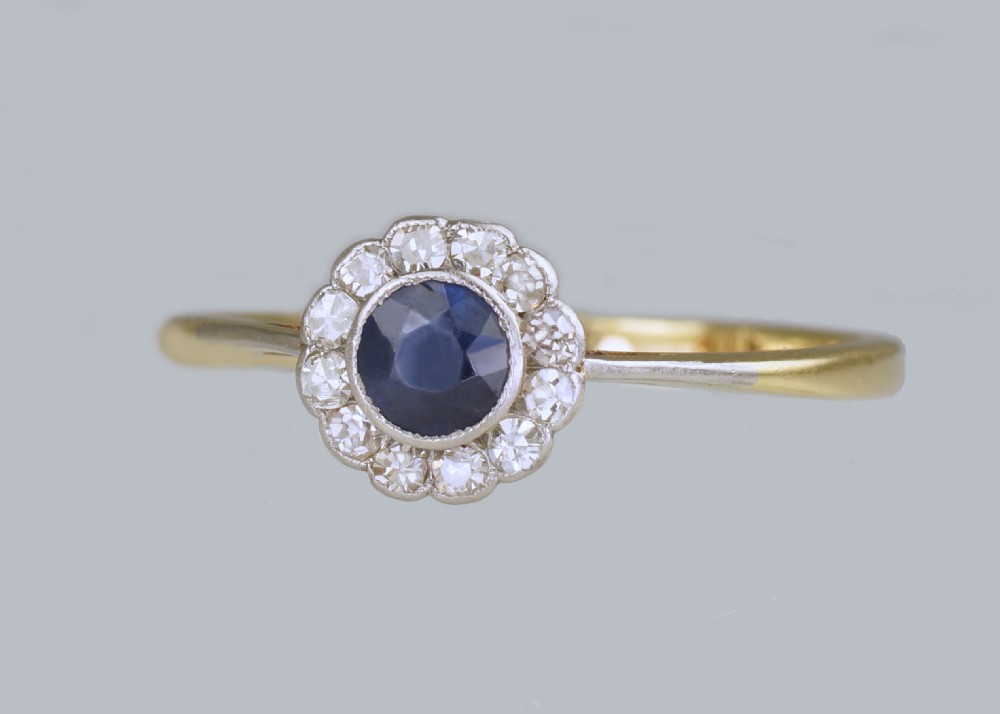 Sapphire & Diamond Cluster Ring Antique 18ct Gold Edwardian / Art Deco Daisy Ring View VII