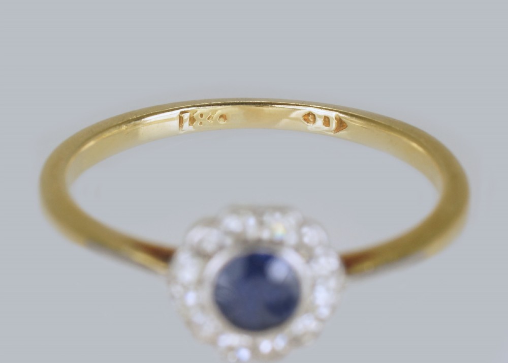 Sapphire & Diamond Cluster Ring Antique 18ct Gold Edwardian / Art Deco Daisy Ring View VIII
