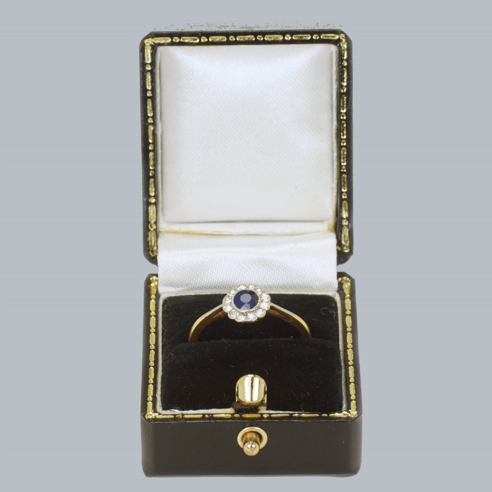 Sapphire & Diamond Cluster Ring Antique 18ct Gold Edwardian / Art Deco Daisy Ring View X