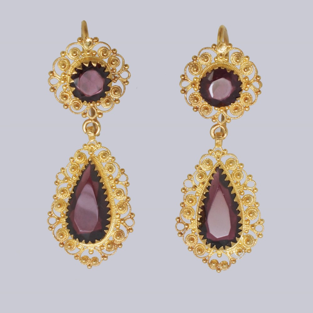 Victorian Garnet 18ct Gold Double Drop Antique 1 1/2