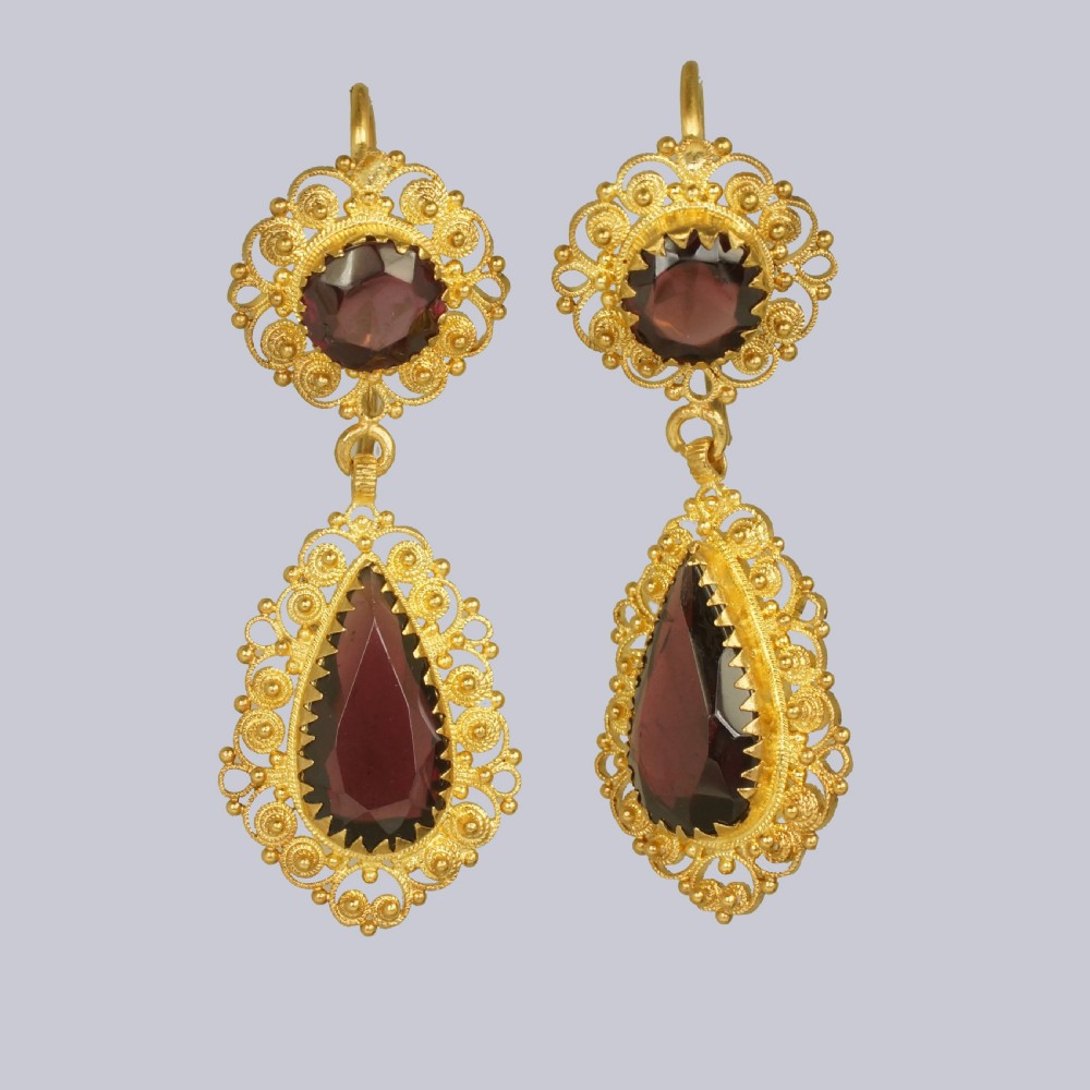 Victorian Garnet 18ct Gold Double Drop Antique 1 1/2