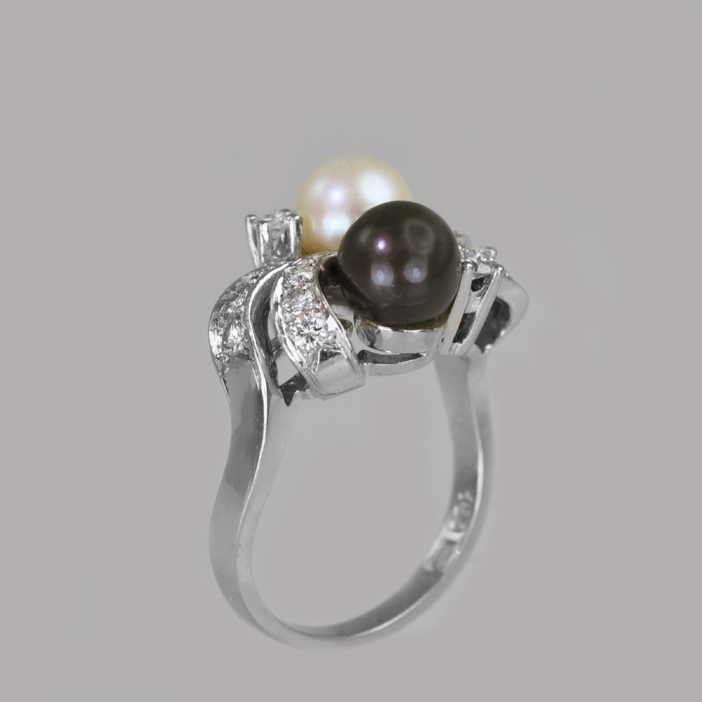 Vintage 18ct Gold Pearl & Diamond Toi & Moi Ring 1960's Grey Pearl Cocktail Twist Ring View IX