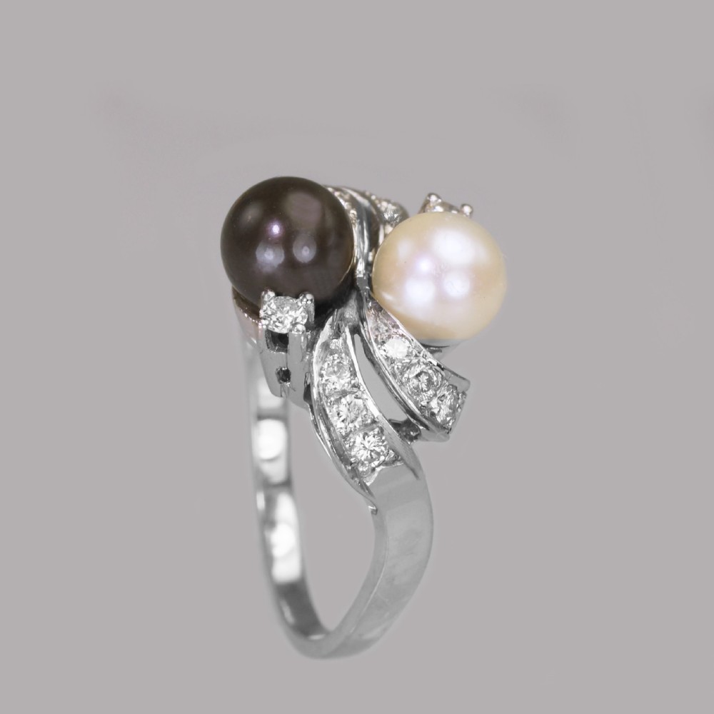 Vintage 18ct Gold Pearl & Diamond Toi & Moi Ring 1960's Grey Pearl Cocktail Twist Ring View XI