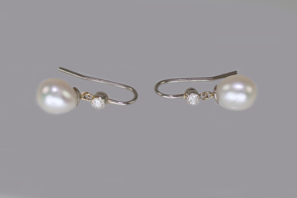 Vintage Pearl & Swiss Cut Diamond Drop 18ct Gold Art Deco Dangle Earrings Ca1930 View II