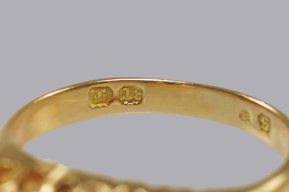 Victoria 18ct Gold Sapphire & Old Mine Cut Diamond Antique Ring Birmingham 1892 View X