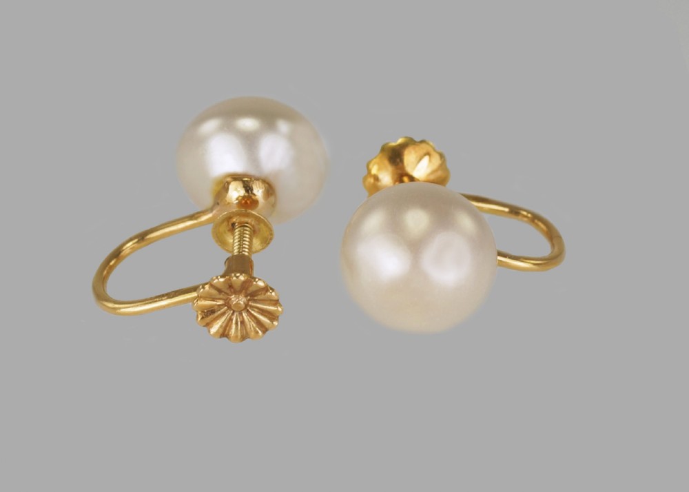 Vintage 18ct Gold Pearl Earrings With Tiffany & Co.Antique Leather Box circa 1950 View IV