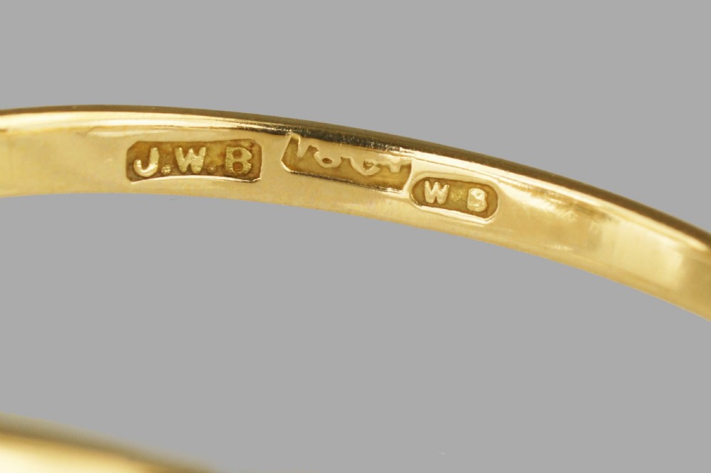 Antique 18ct Gold Old Cut Diamond Trilogy Ring Vintage Art Deco 1920s Twist Ring  View III