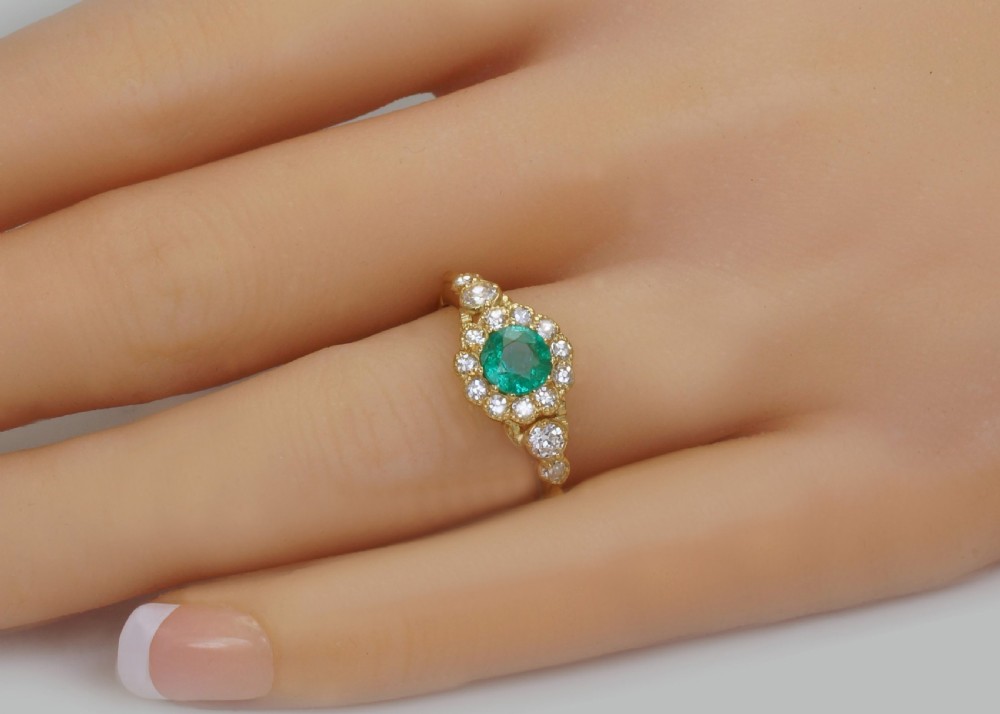 Victorian Emerald & Old Cut Diamond 18ct Gold Antique Cluster Ring circa 1890  View V