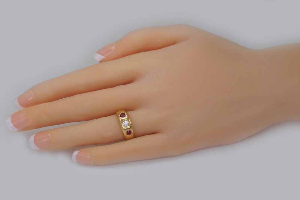 Edwardian Ruby & Old Cut Diamond 18ct Gold Antique Ring Hallmarked Chester 1905 View II