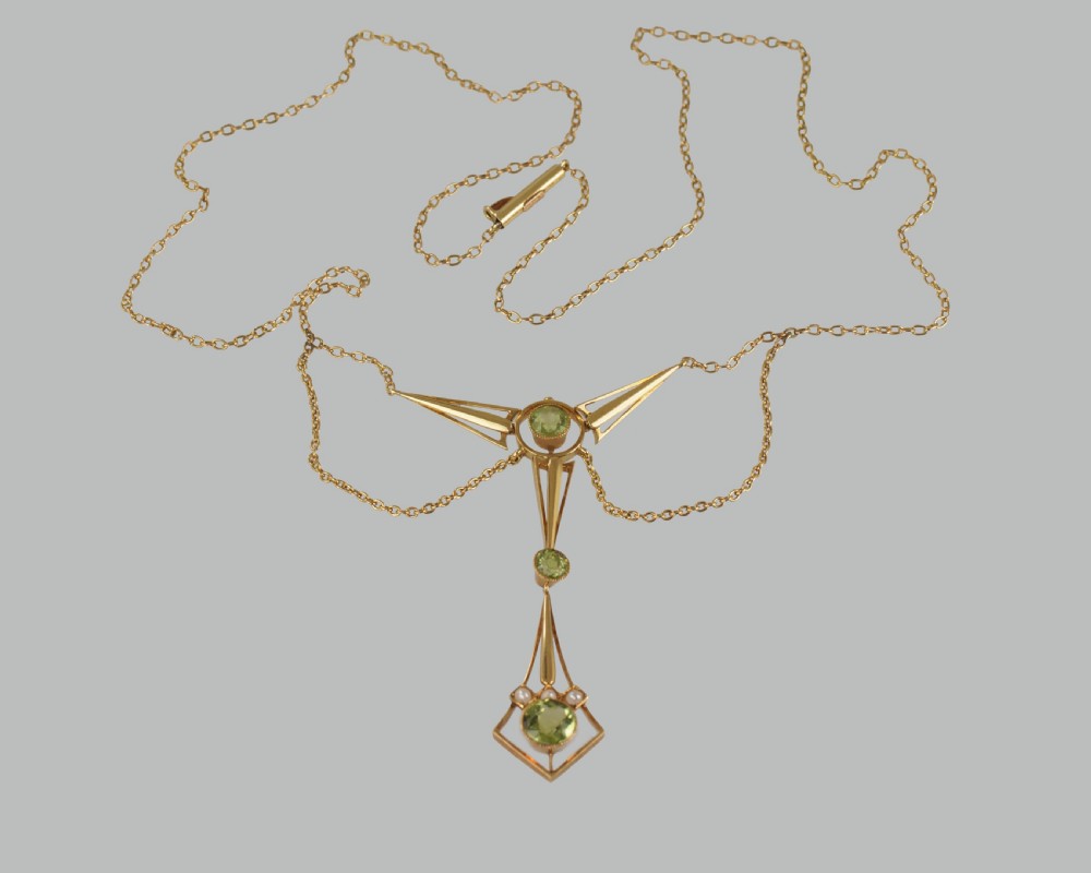 Art Deco Peridot & Pearl Necklace 15ct Gold Antique Edwardian Necklace circa 1915 View IV