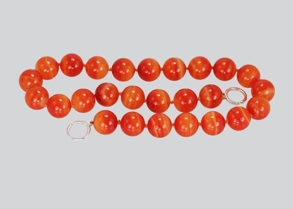 Vintage Tiffany & Co. Paloma Picasso Orange Banded Agate Bead Necklace Silver C C Clasp  View V