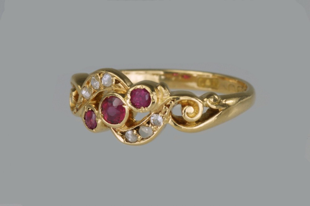 Victorian 18ct Gold Ruby & Diamond Antique Ring Hallmarked Birmingham 1901 View III
