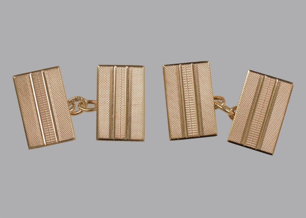 Art Deco Cufflinks 9ct Gold Hallmarked Chester 1939 Engine Turned Cuff Links  View II