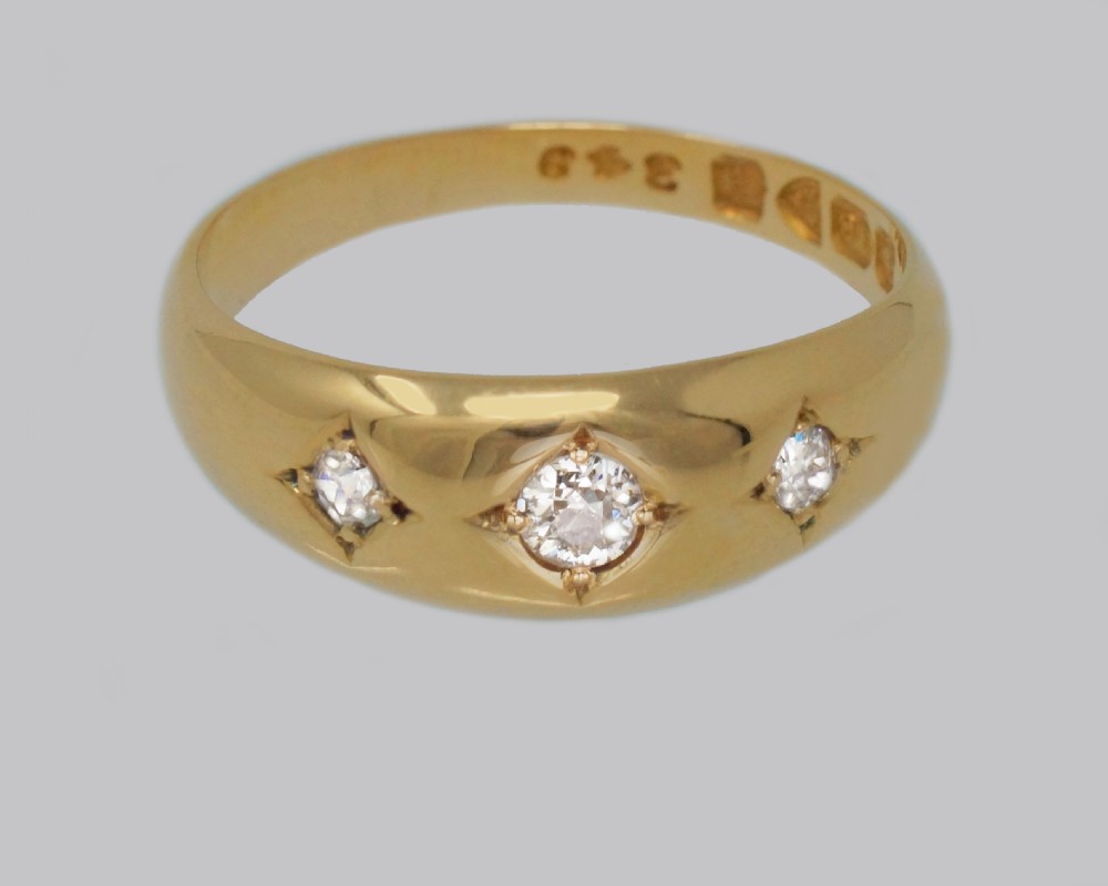 Antique 18ct Gold Old Cut Diamond Gypsy Trilogy Ring Hallmarked Chester 1901  View V