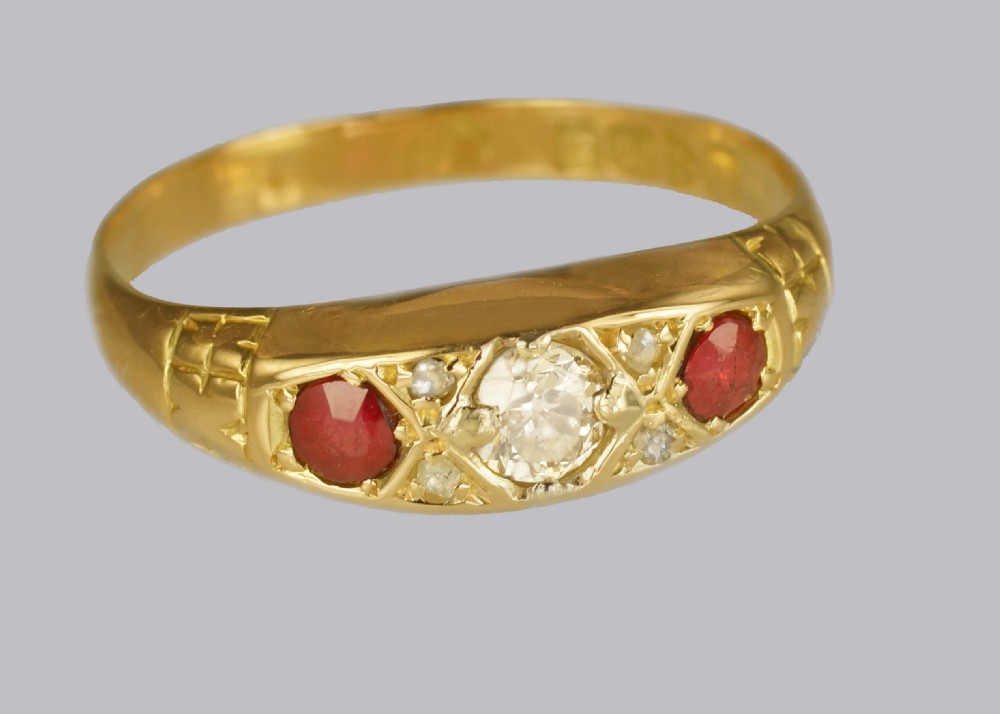 Antique Old Cut Diamond & Ruby Trilogy Ring 18ct Gold Hallmarked Chester 1911