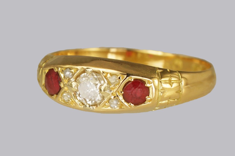 Antique Old Cut Diamond & Ruby Trilogy Ring 18ct Gold Hallmarked Chester 1911 View VI