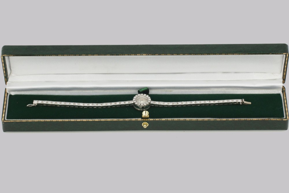 Jaeger-LeCoultre Diamond Bracelet Watch Ladies Vintage 18ct Gold 1950's Watch View XII