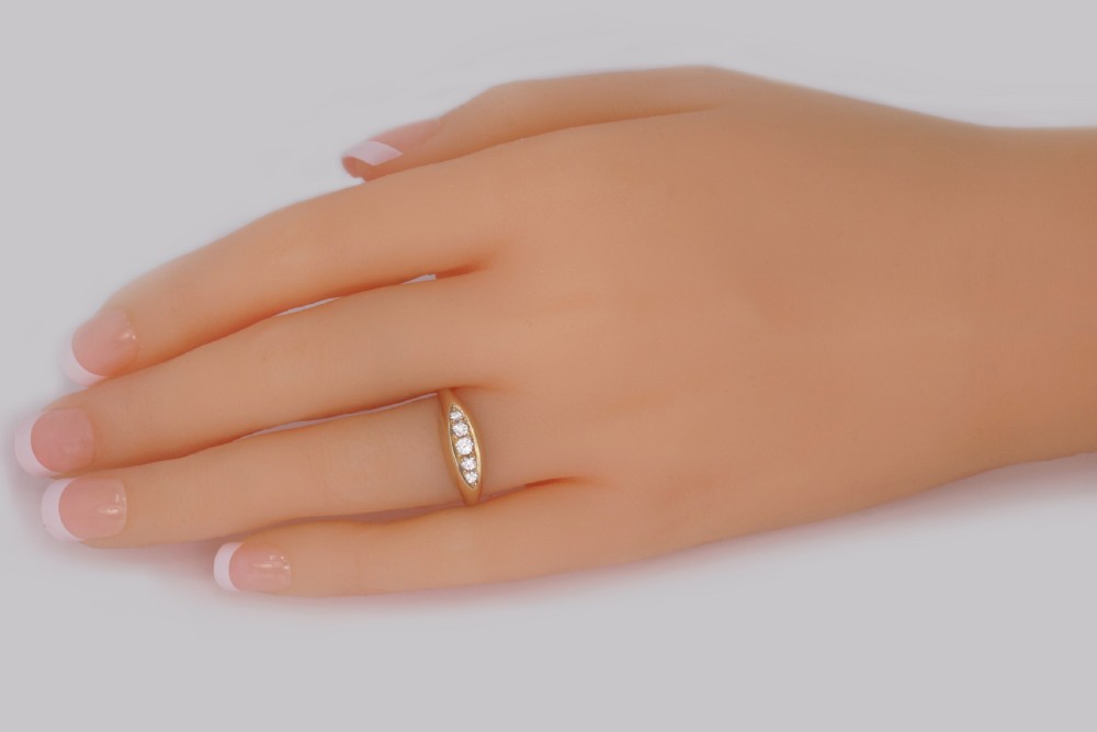 Victorian Old Cut Diamond 18ct Gold 5 Stone Antique Boat Ring Hallmarked Birmingham 1899 View IV