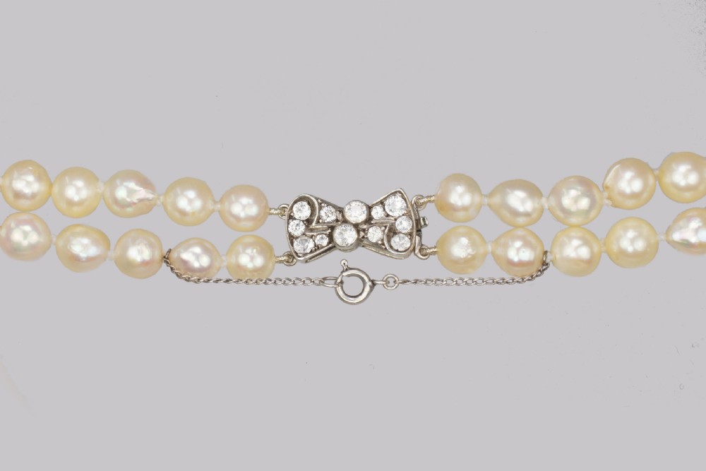 Vintage Pearl Necklace with 9ct Gold Diamanté Bow Clasp Two Strand 15