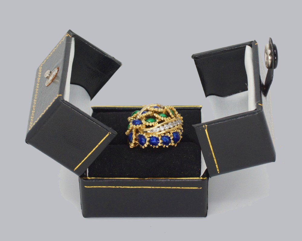 Vintage Kutchinsky Diamond and Blue & Green Enamel Ring 18ct Gold Bombé Ring View XIII