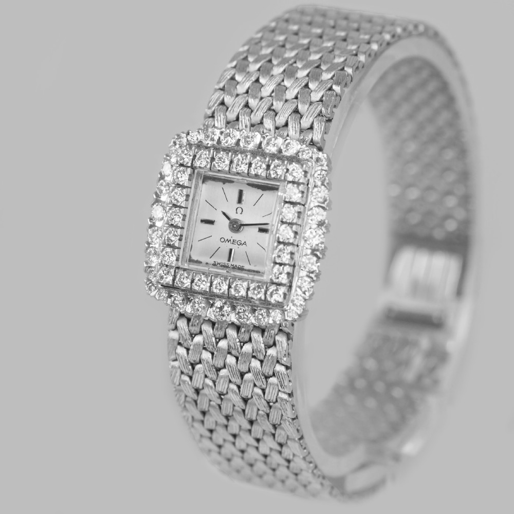 Vintage Omega Diamond Bracelet Watch Ladies 9ct Gold 1960's 1.20ct diamond Watch View II