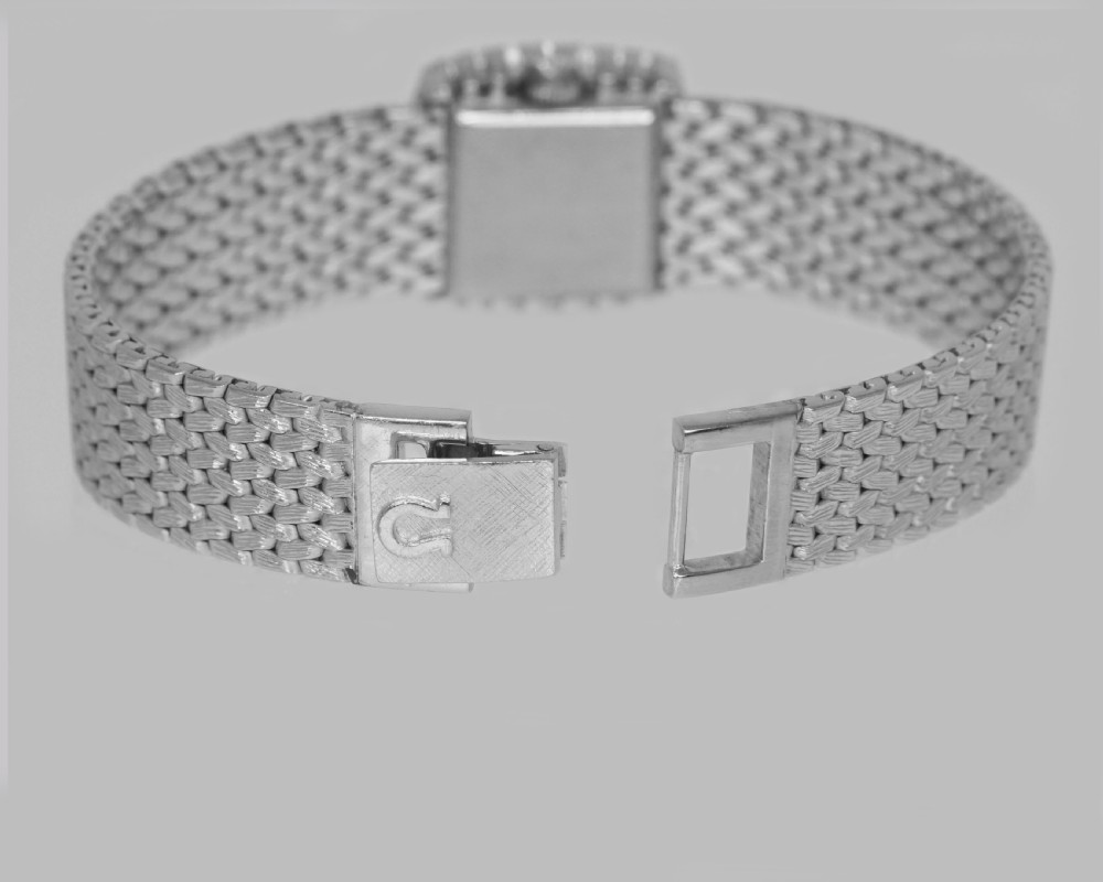 Vintage Omega Diamond Bracelet Watch Ladies 9ct Gold 1960's 1.20ct diamond Watch View IV