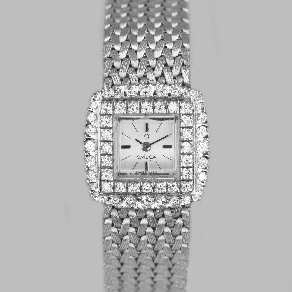 Vintage Omega Diamond Bracelet Watch Ladies 9ct Gold 1960's 1.20ct diamond Watch View XI
