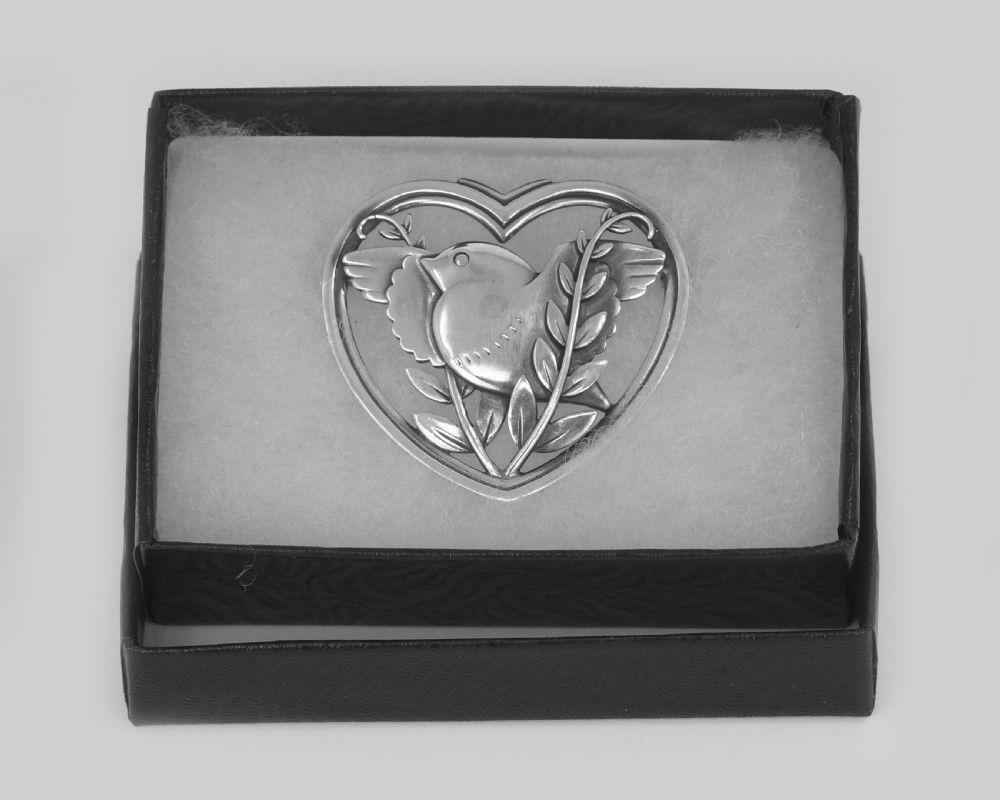 Vintage Georg Jensen Robin in a Heart Brooch Arno Malinowski 1940s Silver 283 Brooch View V