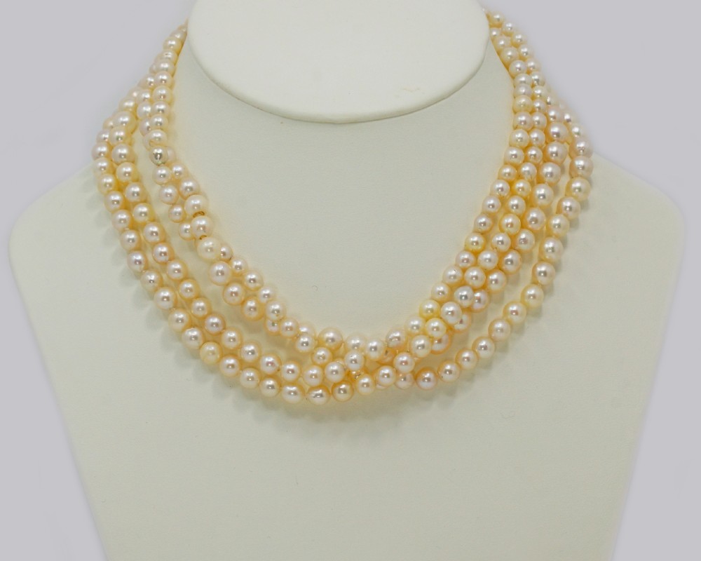 1930s Pearl Necklace 36