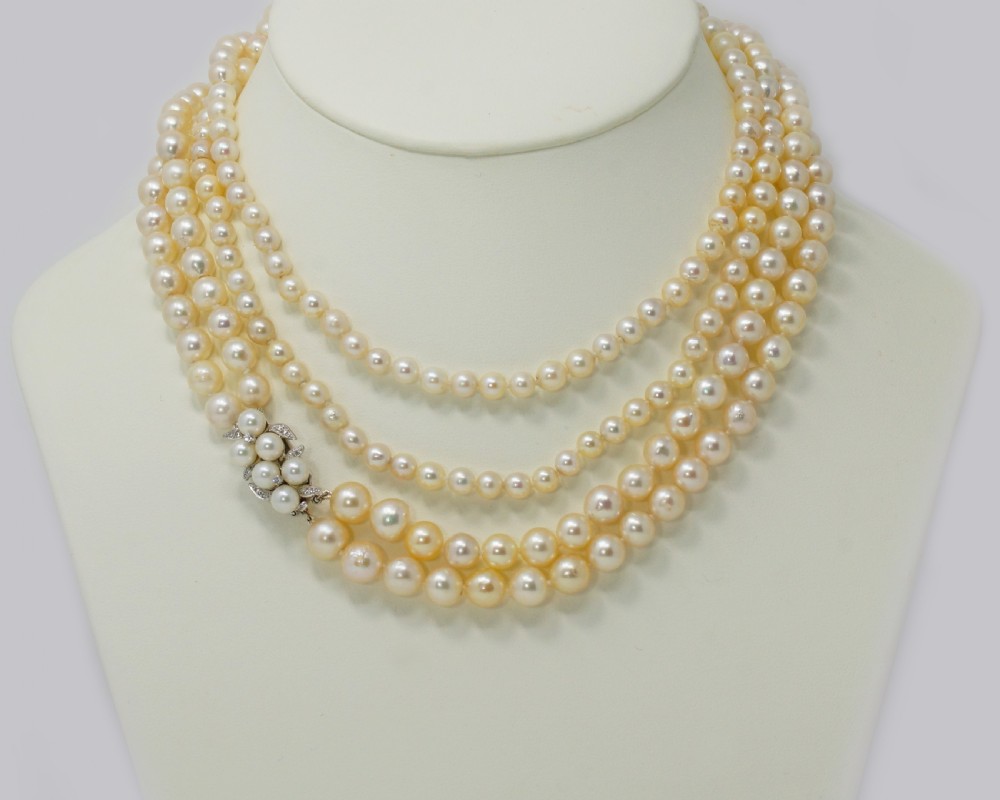 1930s Pearl Necklace 36