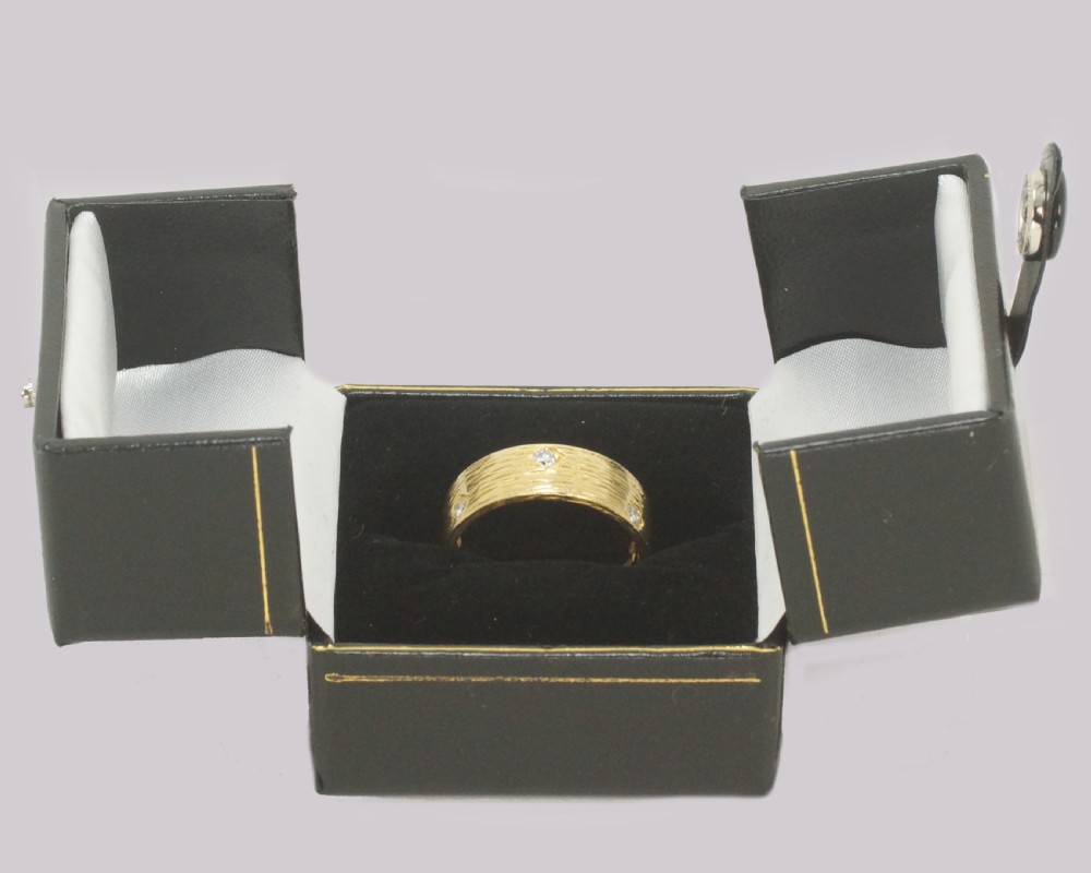 Vintage Kutchinsky Diamond Ring 18ct Gold Textured Engagement Ring London 1960's View IX