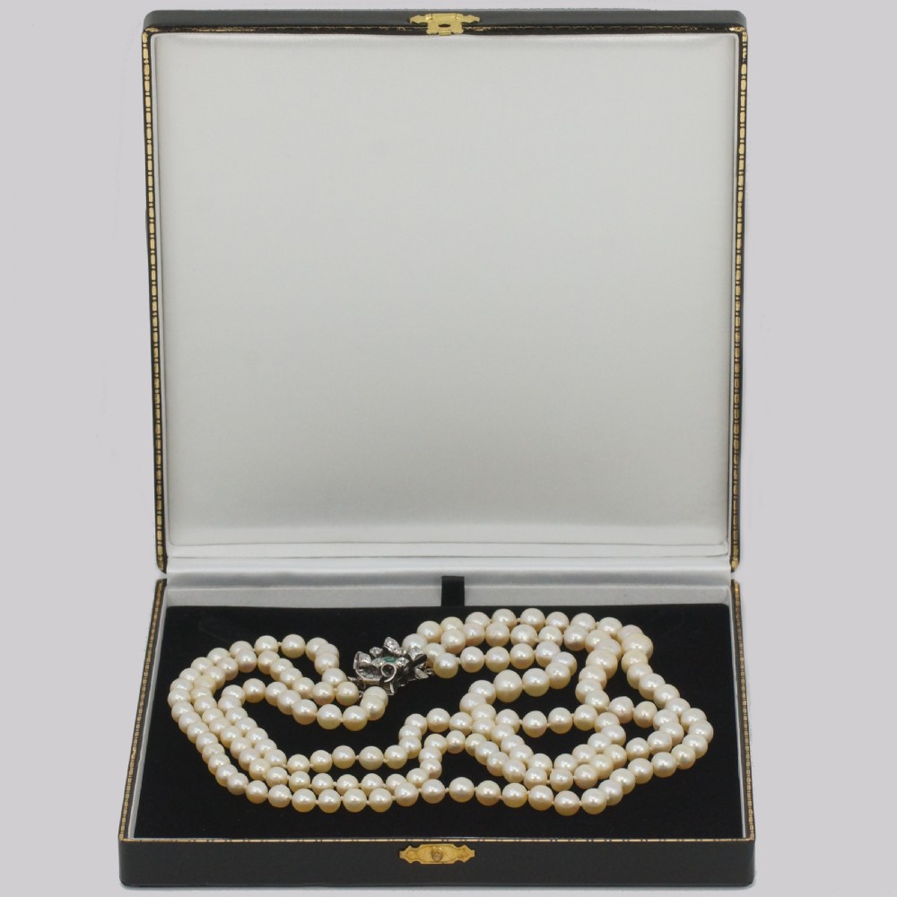 Vintage Pearl Necklace with 1.00ct Diamond Emerald Clasp 3 Strand 1940's Pearl Choker View VIII
