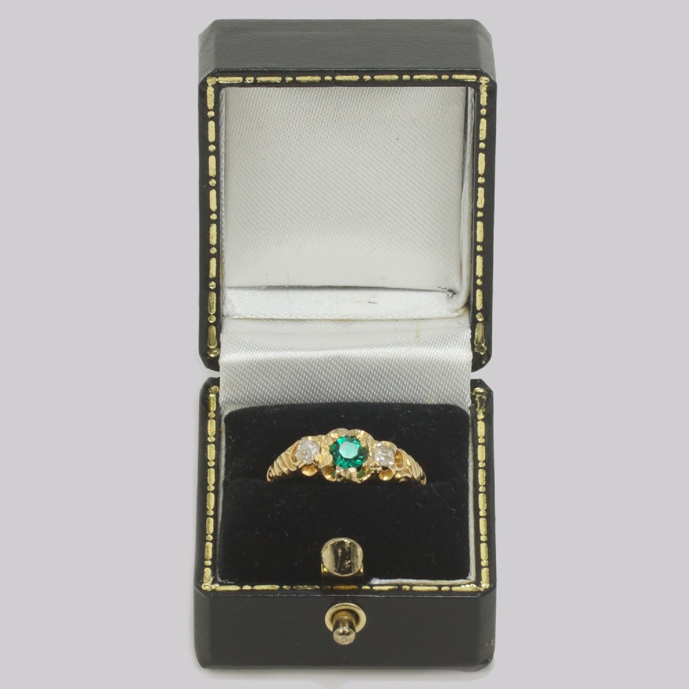 Antique Old Cut Diamond & Emerald Coloured Trilogy Ring 18ct Gold Victorian Ring View VII
