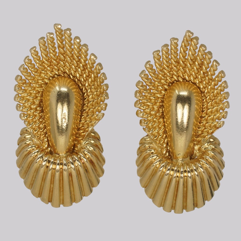 Vintage Kutchinsky Earrings 1960's 18ct Gold Abstract Floral Kutchinsky ear clips London 1962