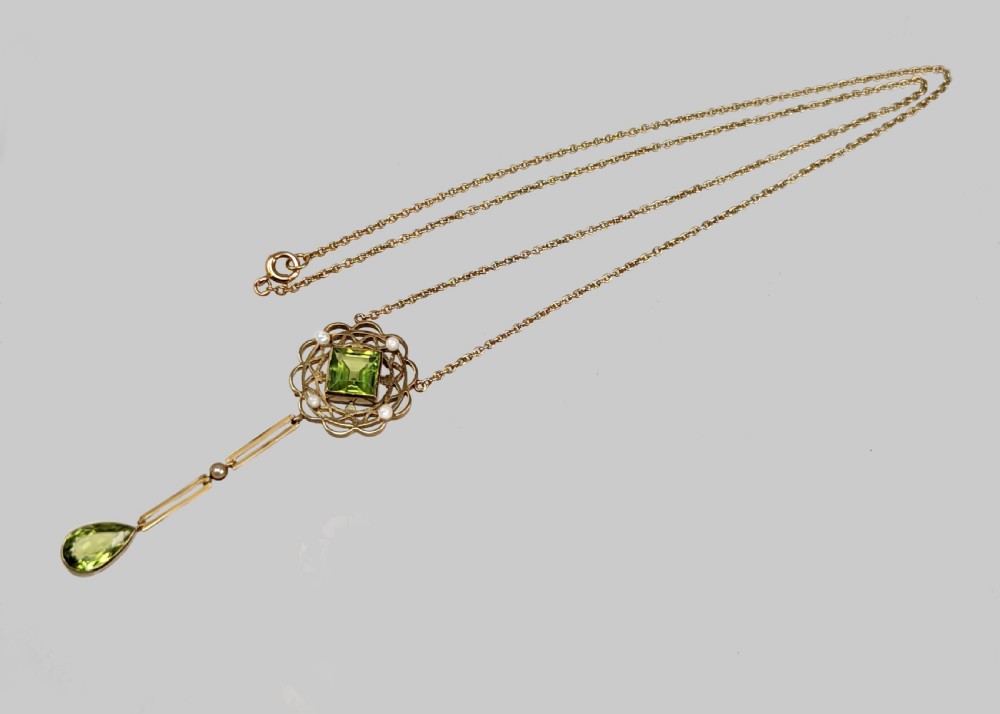 Edwardian Peridot & Seed Pearl Necklace 15ct Gold Antique Pendant Necklace circa 1905 View III