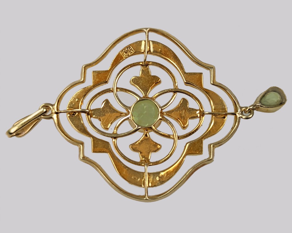 Art Nouveau 15ct Gold Peridot & Pearl Pendant Antique Edwardian Pendant circa 1905 View III