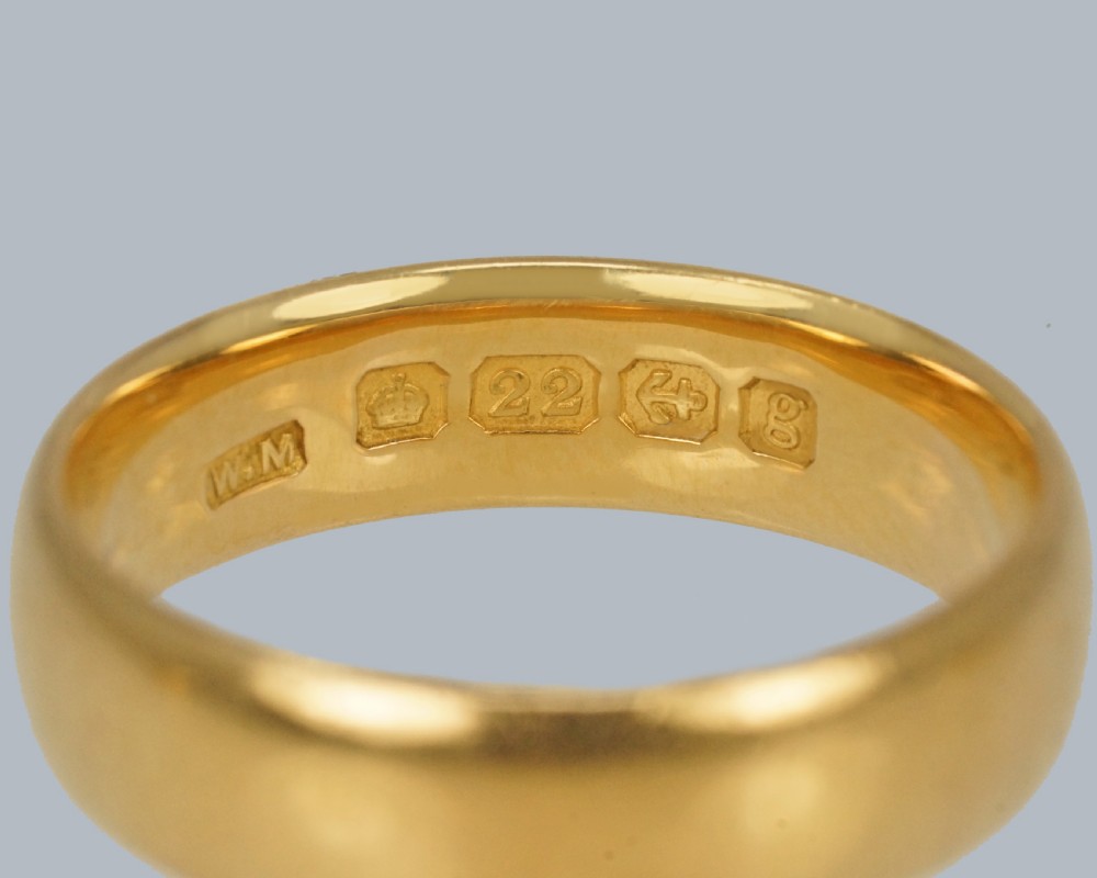 WEDDING RING 22ct Birmingham 1906 Court Band 5.5mm Wide 6.6 gm Size N View III