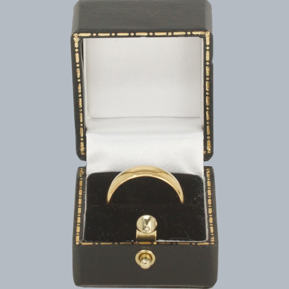 WEDDING RING 22ct Birmingham 1906 Court Band 5.5mm Wide 6.6 gm Size N View V